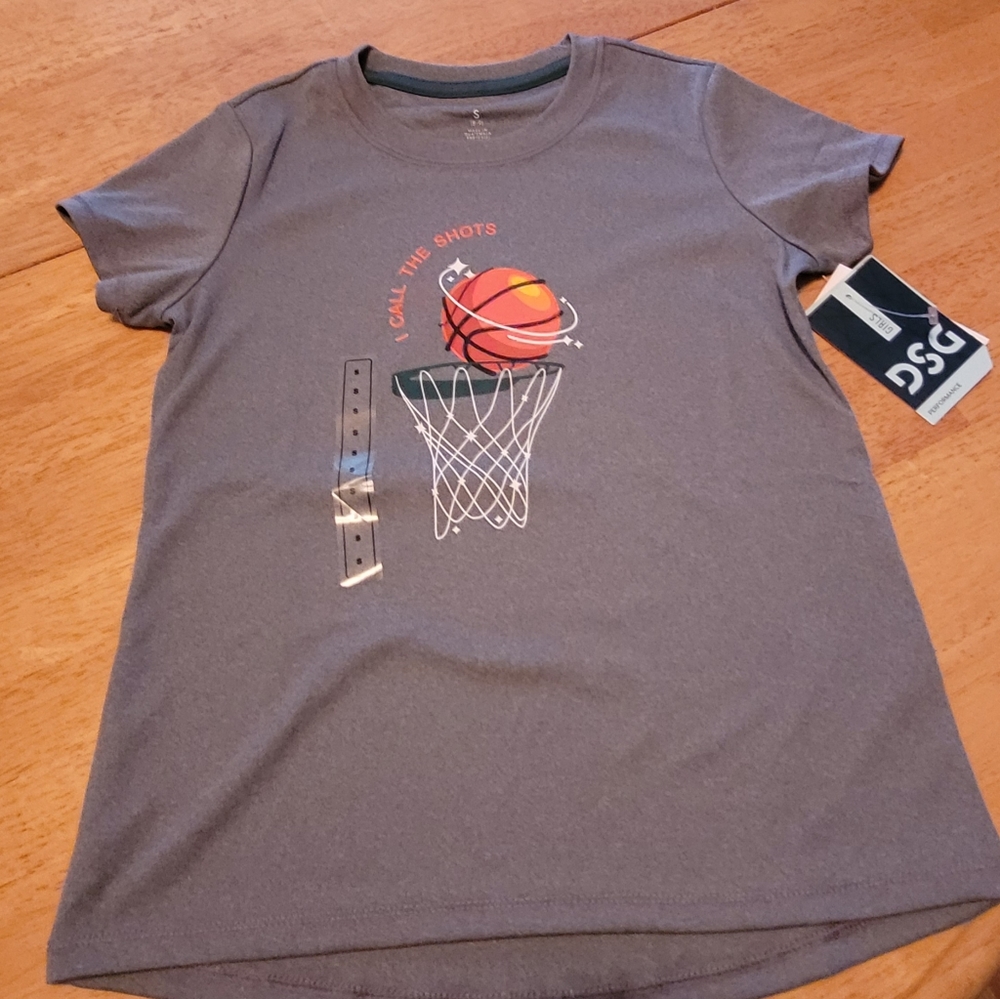 DSG I Call the Shots T Shirt Small 8/9